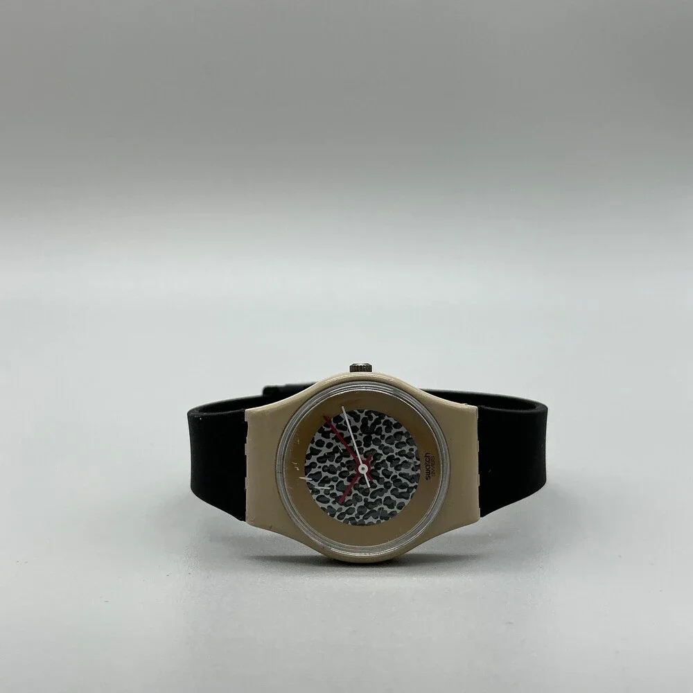 Vintage Swatch BG/BC Womens Watch 25mm Gold Tone Leopard Dial Black Band LT102